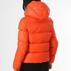 Offres 🎁 Doudoune Capuche Femme 9819 Orange de Calvin Klein 🎁 -Calvin Klein Soldes Magasin calvin klein 331955 J20J219819 S04 20220901T154802 04