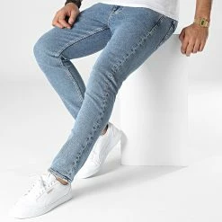 Grosses soldes 🌟 Jean Slim 1467 Bleu Wash de Calvin Klein ⌛ -Calvin Klein Soldes Magasin calvin klein 332046 J30J321467 1AA 20221118T152520 03