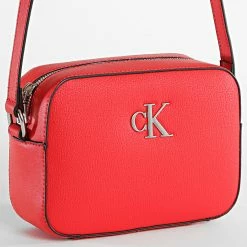 Promo 🔔 Sac A Main Femme Minimal Monogram 0085 Rouge de Calvin Klein 🔥