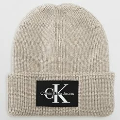 Acheter 🧨 Bonnet Monologo Patch 6242 Beige de Calvin Klein 🛒