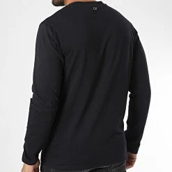 Acheter 🔔 Tee 👕 Shirt Manches Longues GMS2K200 Noir de Calvin Klein ⭐ -Calvin Klein Soldes Magasin calvin klein 333025 GMS2K200 BAE 20220818T152446 04