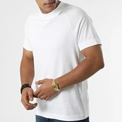 Meilleure vente 🥰 Tee 👚 Shirt A Bandes Elevated Logo 9796 Blanc de Calvin Klein ⭐ -Calvin Klein Soldes Magasin calvin klein 333155 K10K109796 YAF 20220823T141454 03