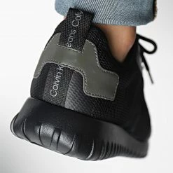 Top 10 🤩 Baskets Sporty Runner EVA 0437 Triple Black de Calvin Klein 😀 -Calvin Klein Soldes Magasin calvin klein 333392 YM0YM00437 0GT 20220818T153740 04