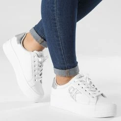 Nouveau ✔️ Baskets Femme Vulcanized Flatform 0763 White Silver de Calvin Klein ⌛ -Calvin Klein Soldes Magasin calvin klein 333403 YW0YW00763 0LB 20220830T155640 03