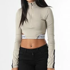 Nouveau 🎁 Top Manches Longues Femme GWF2K200 Beige de Calvin Klein 👍 -Calvin Klein Soldes Magasin calvin klein 333711 GWF2K200 PAH 20220906T144833 03