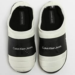 Coupon 🔔 Chaussons Home Slipper 0546 Beige de Calvin Klein 🎉