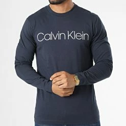 De gros 🧨 Tee 👚 Shirt Manches Longues Cotton Logo 0690 Bleu Marine de Calvin Klein ❤️ -Calvin Klein Soldes Magasin calvin klein 334437 K10K104690 DW4 20220902T161736 03
