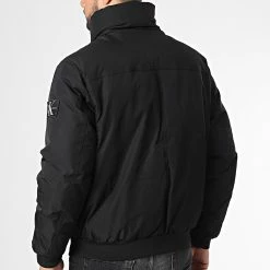 Budget 🌟 Blouson Non Down Technical 2181 Noir de Calvin Klein ✔️ 7 Budget 🌟 Blouson Non Down Technical 2181 Noir de Calvin Klein ✔️ -Calvin Klein Soldes Magasin calvin klein 334771 J30J322181 BEH 20220901T152145 04