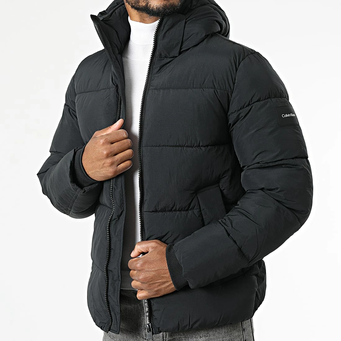 De gros 🧨 Doudoune Capuche Nylon Puffer 0336 Noir de Calvin Klein ✔️ 3 De gros 🧨 Doudoune Capuche Nylon Puffer 0336 Noir de Calvin Klein ✔️ – Image 3