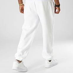 Meilleur prix 🥰 Pantalon Jogging A Bande Stacked Colorblock 2045 Blanc de Calvin Klein ⭐ -Calvin Klein Soldes Magasin calvin klein 335485 J30J322045 YAF 20220906T140820 04
