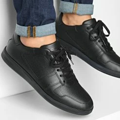Acheter ⌛ Baskets Low Top Lace up Leather 0471 Triple Black de Calvin Klein 👏
