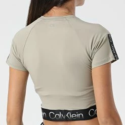 Offres 💯 Tee 👚 Shirt Crop Femme GWF2K102 Beige de Calvin Klein ✨ 7 Offres 💯 Tee 👚 Shirt Crop Femme GWF2K102 Beige de Calvin Klein ✨ -Calvin Klein Soldes Magasin calvin klein 337189 GWF2K102 PAH 20220928T154152 04