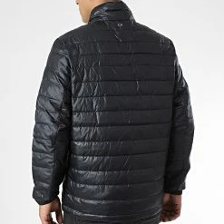 Le moins cher 🥰 Doudoune GMF2O524 Noir de Calvin Klein 🎉 -Calvin Klein Soldes Magasin calvin klein 337705 GMF2O524 BAE 20220921T155146 04