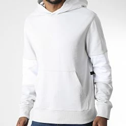 Les meilleures critiques de 🔥 Sweat Capuche 1882 Gris Clair de Calvin Klein ⌛ -Calvin Klein Soldes Magasin calvin klein 339209 J30J321882 PRF 20221024T151127 03