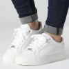 De gros ⌛ Baskets Femme Vulc Lace Up 1342 White Pale Gold de Calvin Klein 😉