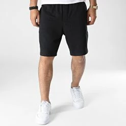 Offres 😉 Pantalon Jogging NM2303E Noir de Calvin Klein ✨ 6 Offres 😉 Pantalon Jogging NM2303E Noir de Calvin Klein ✨ -Calvin Klein Soldes Magasin calvin klein 339746 NM2303E UB1 20221108T150143 03