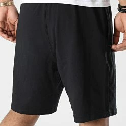 Offres 😉 Pantalon Jogging NM2303E Noir de Calvin Klein ✨ 7 Offres 😉 Pantalon Jogging NM2303E Noir de Calvin Klein ✨ -Calvin Klein Soldes Magasin calvin klein 339746 NM2303E UB1 20221108T150145 04