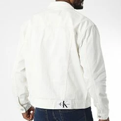 Nouveau 🧨 Veste Jean Regular 90s 1268 Beige de Calvin Klein ❤️ 7 Nouveau 🧨 Veste Jean Regular 90s 1268 Beige de Calvin Klein ❤️ -Calvin Klein Soldes Magasin calvin klein 340767 J30J321268 1AA 20221007T152121 04