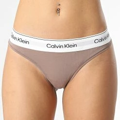 Sortie 😉 String Femme QF7050E Taupe de Calvin Klein ⌛