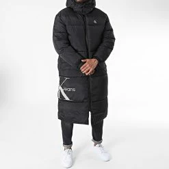 Promo ⌛ Doudoune Capuche Longue Essentials Non Down 2560 Noir de Calvin Klein 💯 -Calvin Klein Soldes Magasin calvin klein 342288 J30J322560 BEH 20221007T160641 03