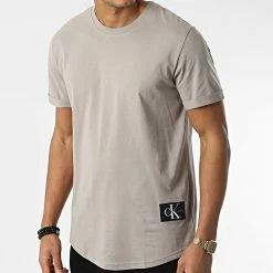 Remise 🎉 Tee 👚 Shirt 5319 Marron de Calvin Klein 💯