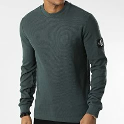 Tout neuf 😉 Pull 6610 Vert de Calvin Klein 🔔 -Calvin Klein Soldes Magasin calvin klein 342512 J30J316610 L7E 20221026T134945 03