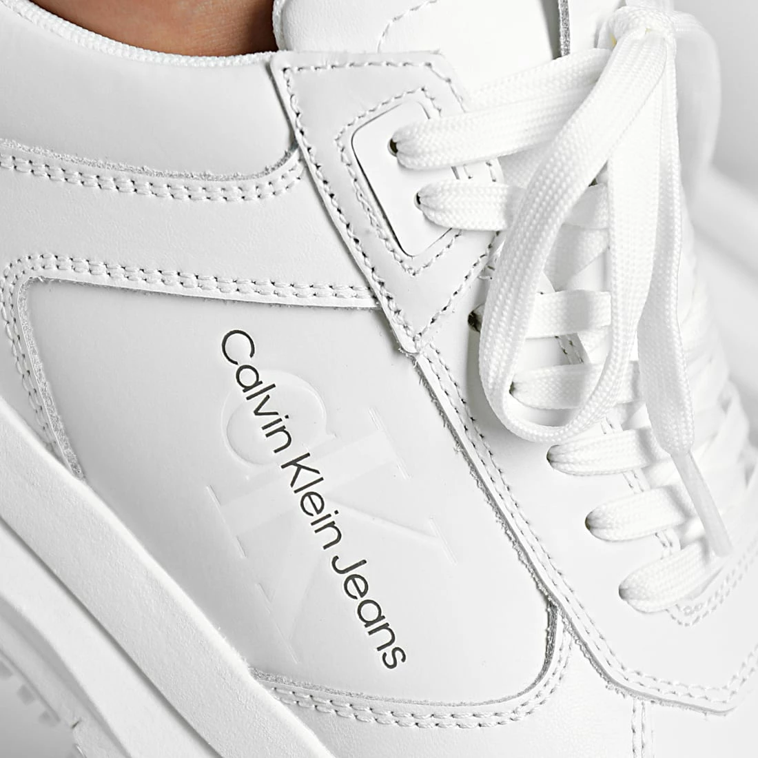 Top 10 🎁 Baskets Chunky Runner Leather Nappa 0521 Triple White de Calvin Klein ⌛ 2 Top 10 🎁 Baskets Chunky Runner Leather Nappa 0521 Triple White de Calvin Klein ⌛ – Image 2