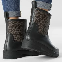 De gros ❤️ Bottes Femme Rain Boot Mono 1319 Black Brown Mono de Calvin Klein 😉 -Calvin Klein Soldes Magasin calvin klein 344470 HW0HW01319 0GL 20221103T153029 04