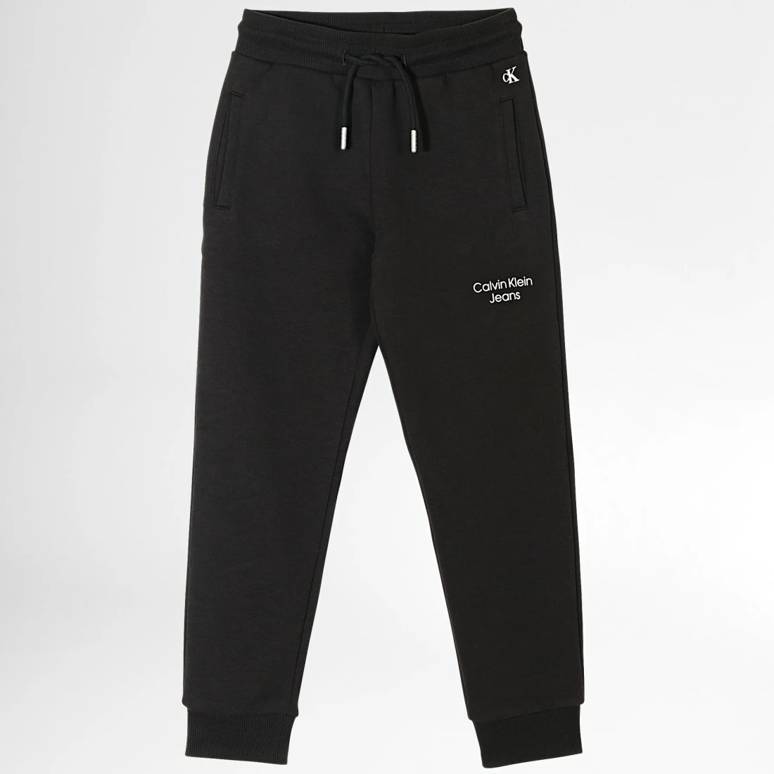Offres 🎁 Pantalon Jogging Enfant Stack Logo 1282 Noir de Calvin Klein 🌟 1 Offres 🎁 Pantalon Jogging Enfant Stack Logo 1282 Noir de Calvin Klein 🌟