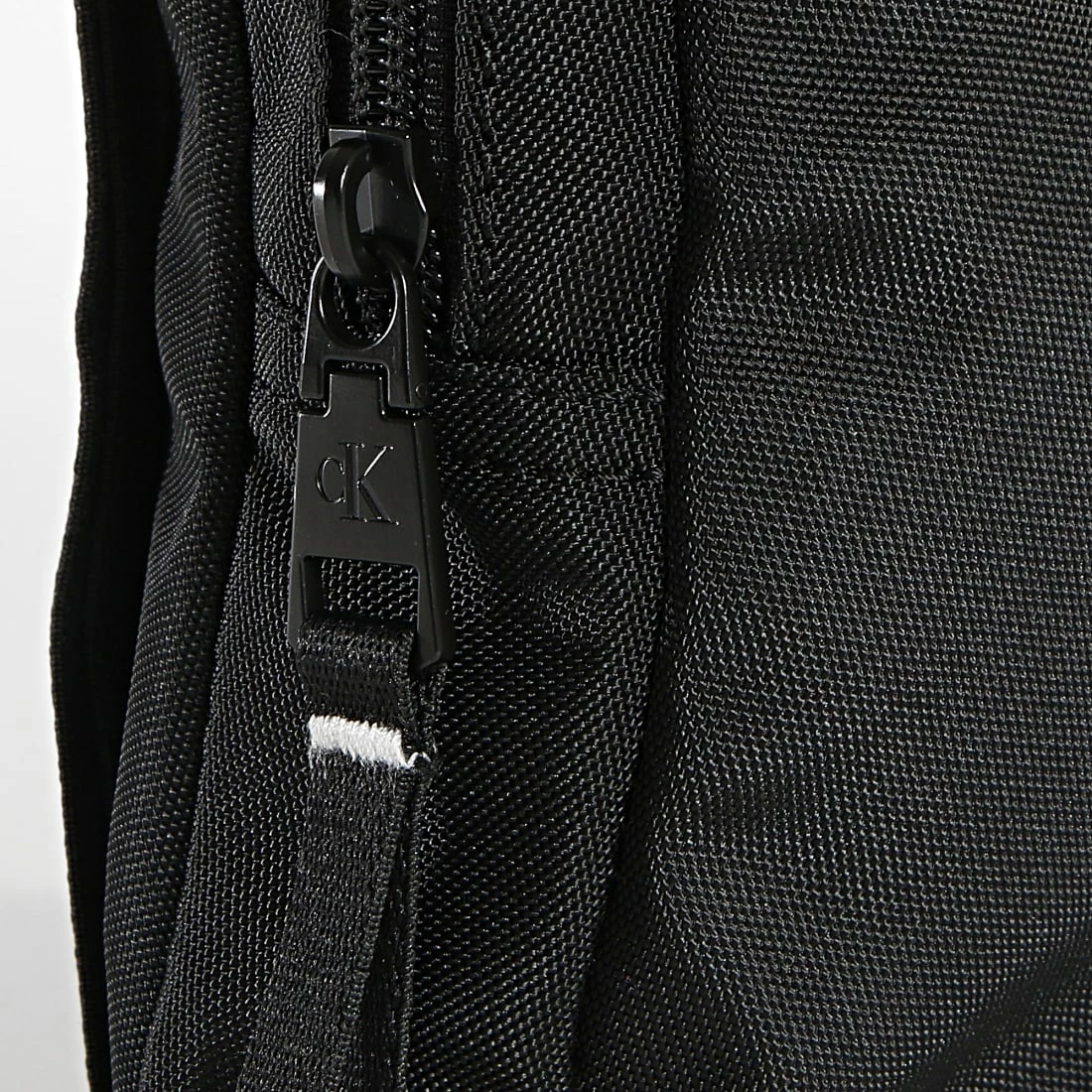 Meilleur prix 😍 Sacoche Sport Essential 0100 Noir de Calvin Klein 🛒 3 Meilleur prix 😍 Sacoche Sport Essential 0100 Noir de Calvin Klein 🛒 – Image 3