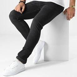 Sortie 💯 Jean Skinny 2402 Noir de Calvin Klein 👏 -Calvin Klein Soldes Magasin calvin klein 345378 J30J322402 1BY 20221027T152128 03