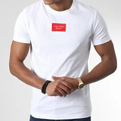 Grosses soldes 💯 Tee 👚 Shirt Small Center Box 2510 Blanc de Calvin Klein 💯 6 Grosses soldes 💯 Tee 👚 Shirt Small Center Box 2510 Blanc de Calvin Klein 💯 -Calvin Klein Soldes Magasin calvin klein 345397 J30J322510 YAF 20221025T155300 03