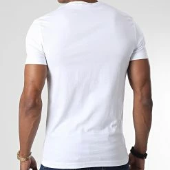 Grosses soldes 💯 Tee 👚 Shirt Small Center Box 2510 Blanc de Calvin Klein 💯 7 Grosses soldes 💯 Tee 👚 Shirt Small Center Box 2510 Blanc de Calvin Klein 💯 -Calvin Klein Soldes Magasin calvin klein 345397 J30J322510 YAF 20221025T155301 04