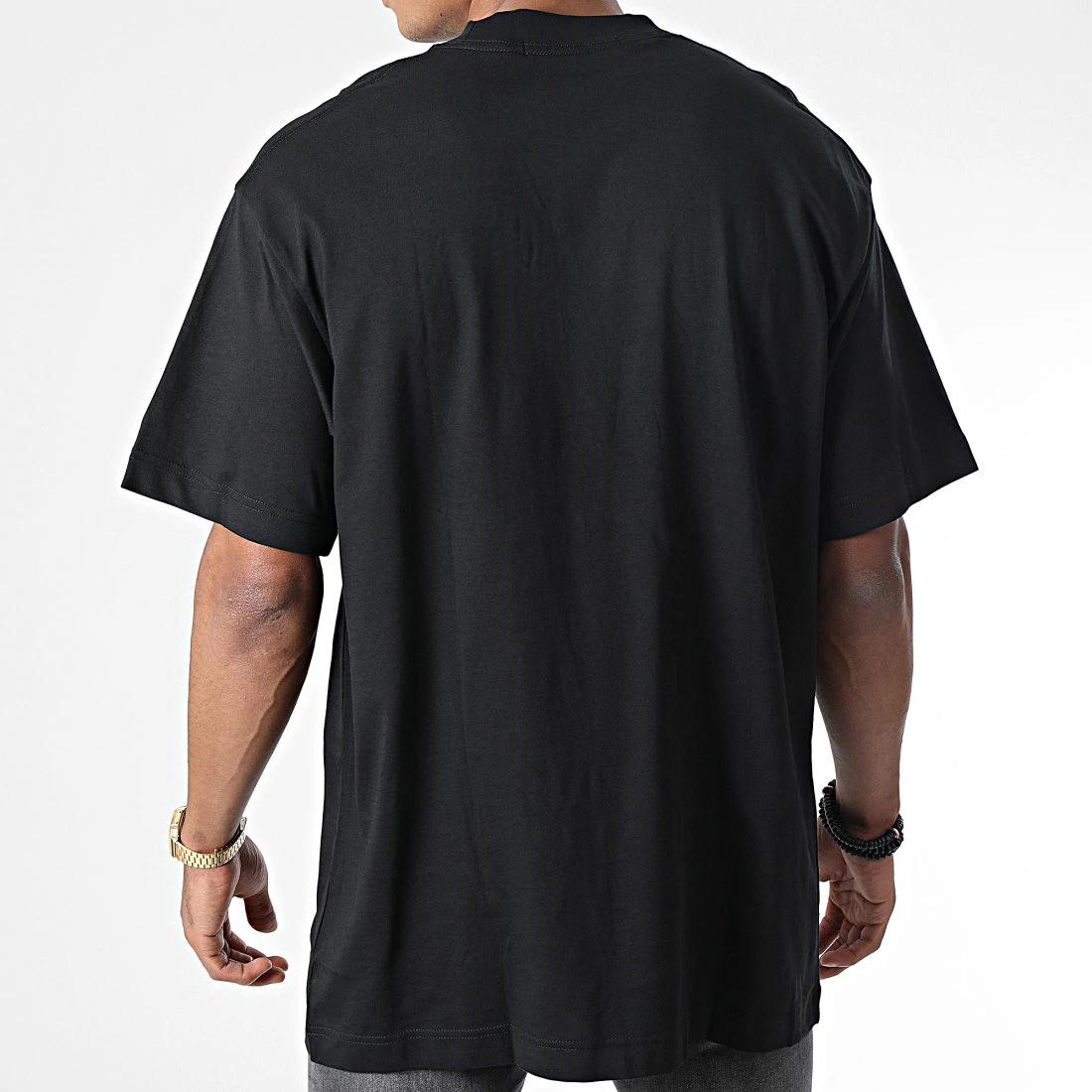 Meilleure affaire 🤩 Tee 👕 Shirt Oversize Large Archival Monologo 2516 Noir de Calvin Klein 🎁 4 Meilleure affaire 🤩 Tee 👕 Shirt Oversize Large Archival Monologo 2516 Noir de Calvin Klein 🎁 – Image 4