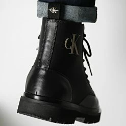 Budget 🎁 Boots Lug Lace Up 0562 Black de Calvin Klein 🥰 -Calvin Klein Soldes Magasin calvin klein 345464 YM0YM00562 BDS 20221103T155227 04
