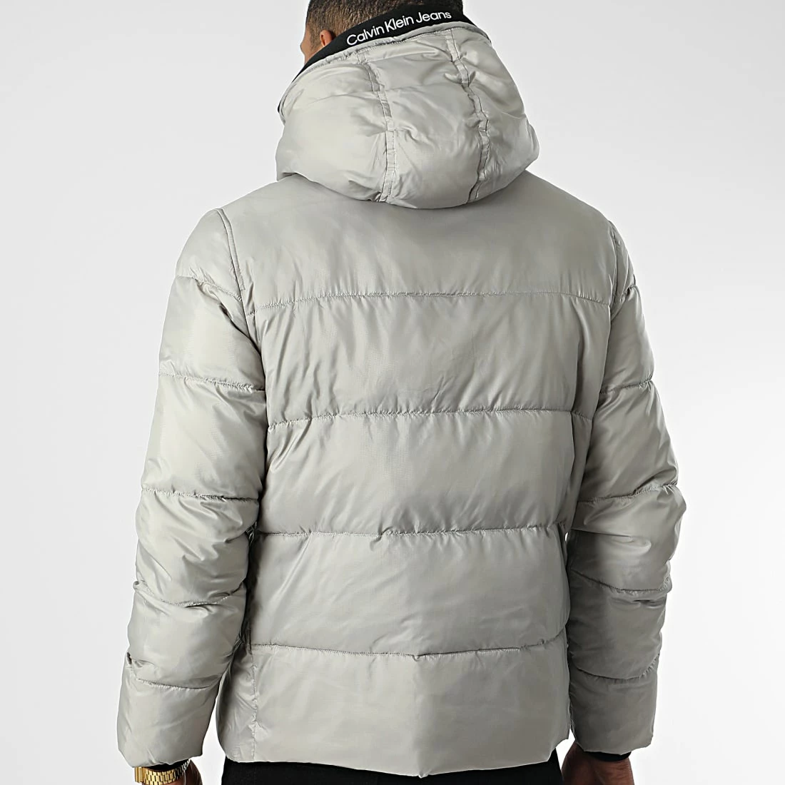 Remise 🎁 Doudoune Capuche Logo Tape Padded 0922 Gris de Calvin Klein 😀 4 Remise 🎁 Doudoune Capuche Logo Tape Padded 0922 Gris de Calvin Klein 😀 – Image 4