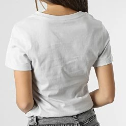 Les meilleures critiques de ✔️ Lot De 2 Tee 👚 Shirt Slim Femme 9734 Beige Gris de Calvin Klein 👏 -Calvin Klein Soldes Magasin calvin klein 345652 J20J219734 YBI 20221114T121827 05