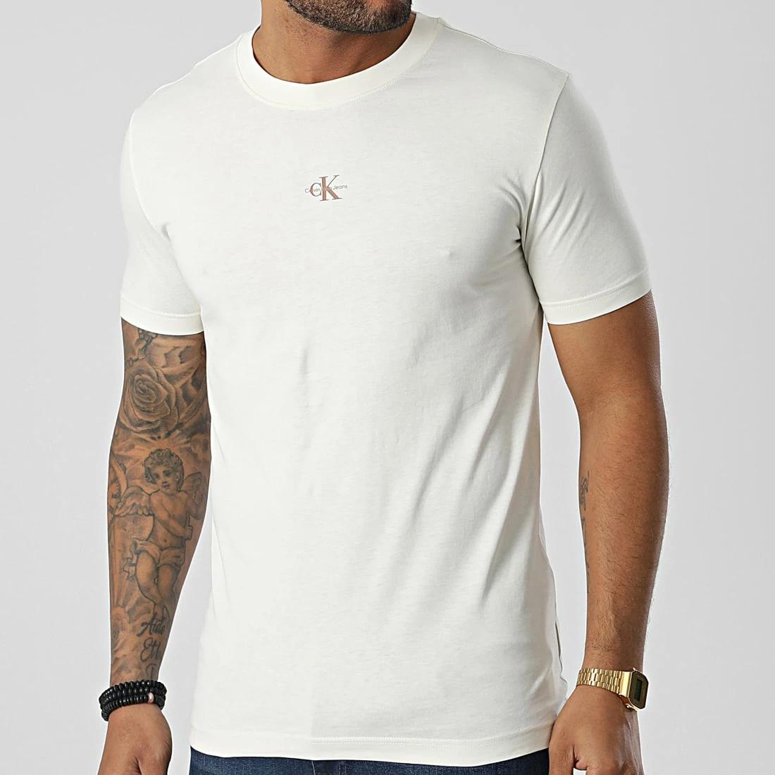 Bon marché ❤️ Tee 👚 Shirt 2466 Beige de Calvin Klein ✨ 1 Bon marché ❤️ Tee 👚 Shirt 2466 Beige de Calvin Klein ✨