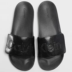 Nouveau 🤩 Claquettes Pool Slide 0878 Triple Black de Calvin Klein ⌛ -Calvin Klein Soldes Magasin calvin klein 346064 HM0HM00878 0GJ 20221125T155750 04