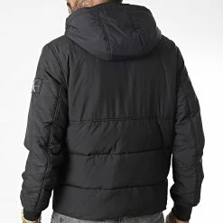 Les meilleures critiques de 😀 Veste Zippée Capuche 2493 Noir de Calvin Klein 🌟 -Calvin Klein Soldes Magasin calvin klein 346087 J30J322493 BEH 20221031T151648 04