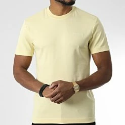Grosses soldes ✔️ Tee 👕 Shirt Micro Logo Interlock 9894 Jaune Clair de Calvin Klein 😉 -Calvin Klein Soldes Magasin calvin klein 346153 K10K109894 ZHO 20221031T144157 03