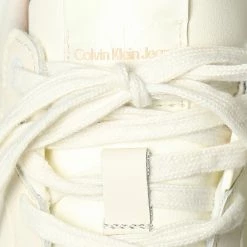 Meilleure vente 👏 Baskets Classic Cupsole Leather 0432 Ivory Ghost Grey de Calvin Klein 😉 -Calvin Klein Soldes Magasin calvin klein 346905 YM0YM00432 0F4 20221111T155107 03