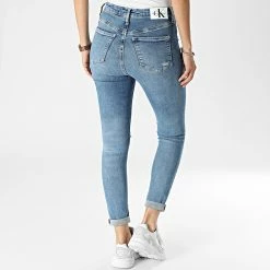 Offres 🎁 Jean Super Skinny Femme 9508 Bleu Denim de Calvin Klein ⌛