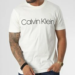 Meilleur prix 🎁 Tee 👕 Shirt Cotton Front Logo 3078 Beige de Calvin Klein 😍 -Calvin Klein Soldes Magasin calvin klein 347038 K10K103078 YAT 20221110T152506 03
