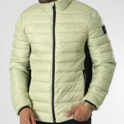 Budget 😍 Doudoune Recycled Side Logo 8291 Vert Clair de Calvin Klein 🎉 -Calvin Klein Soldes Magasin calvin klein 347111 K10K108291 L88 20221110T155852 03