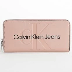 Vente flash 😍 Portefeuille Femme Sculpted 0358 Rose de Calvin Klein 🤩