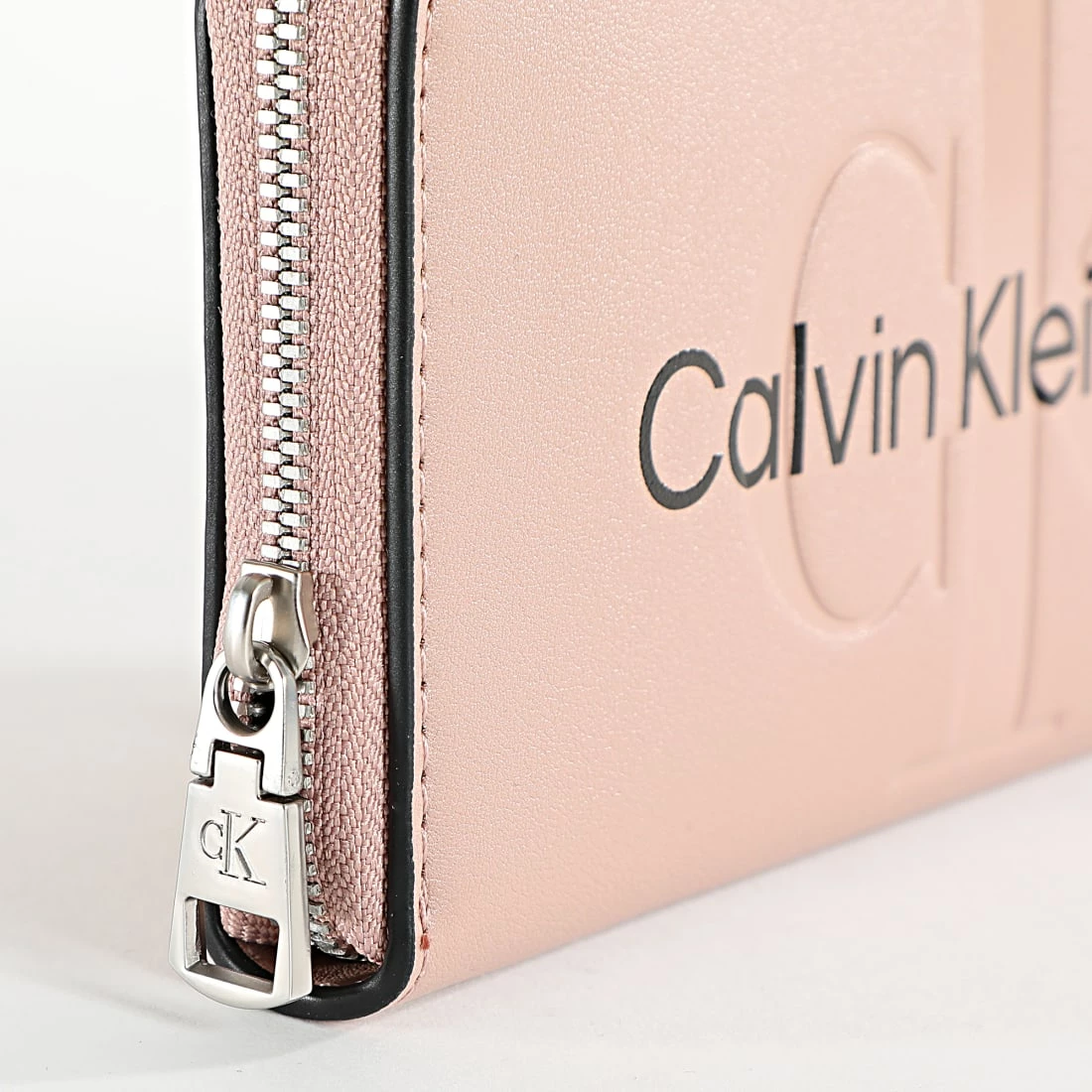 Vente flash 😍 Portefeuille Femme Sculpted 0358 Rose de Calvin Klein 🤩 3 Vente flash 😍 Portefeuille Femme Sculpted 0358 Rose de Calvin Klein 🤩 – Image 3