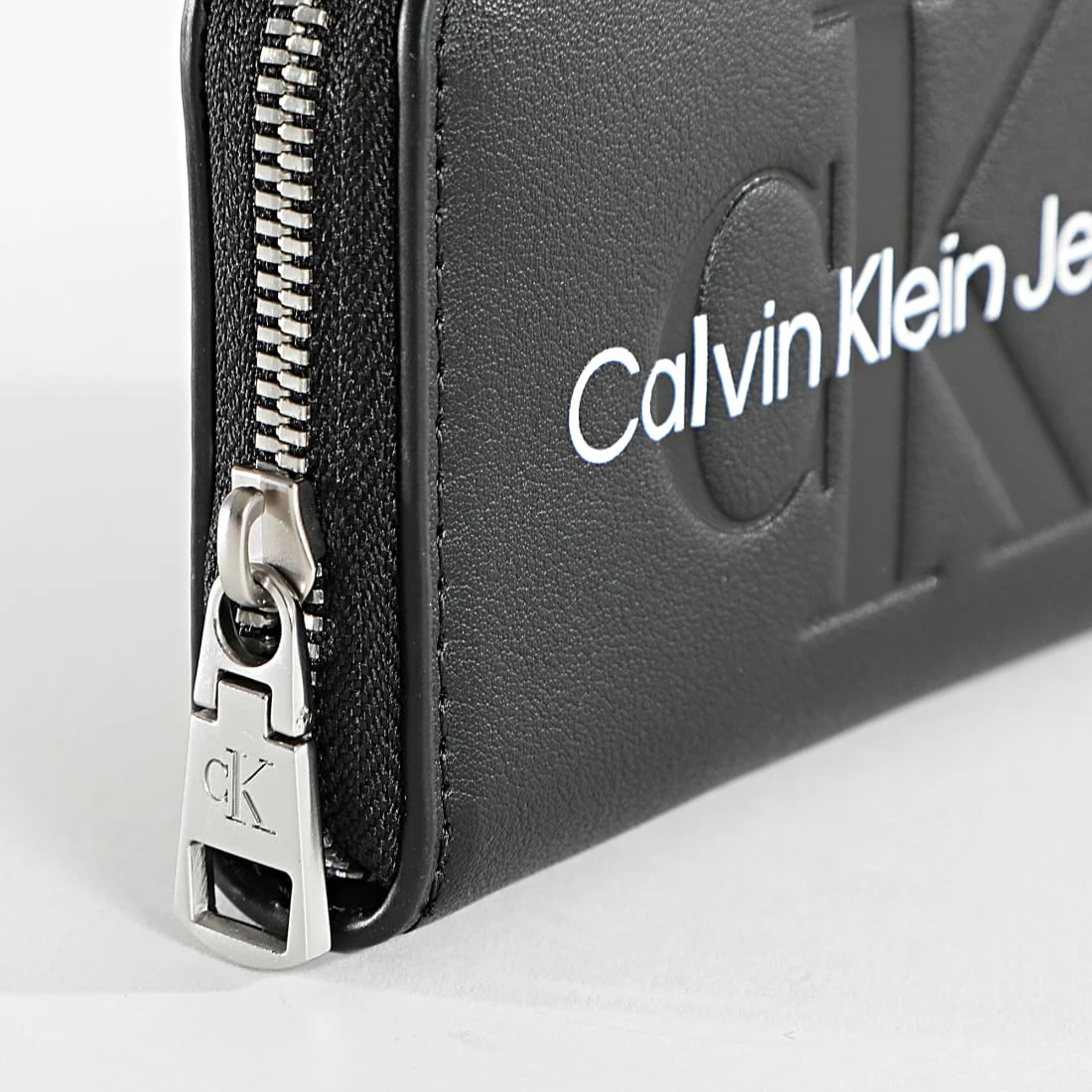Nouveau 😉 Portefeuille Femme Sculpted 0347 Noir de Calvin Klein 🤩 3 Nouveau 😉 Portefeuille Femme Sculpted 0347 Noir de Calvin Klein 🤩 – Image 3