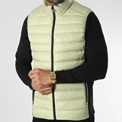 Promo 🤩 Doudoune Sans Manches Recycled Side Logo 8292 Vert Clair de Calvin Klein ⌛ -Calvin Klein Soldes Magasin calvin klein 347405 K10K108292 L88 20221110T155804 03