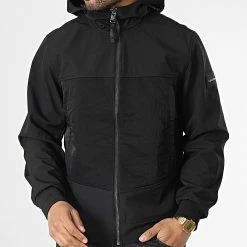 Budget 🌟 Veste Zippée Mix Media Heavy Crinkle 0860 Noir de Calvin Klein 🤩